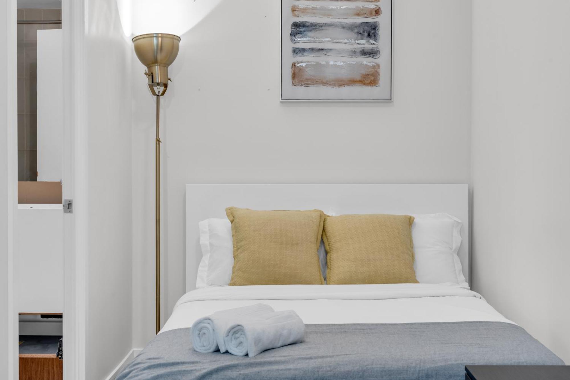 Spadina Modern Suites Торонто Экстерьер фото